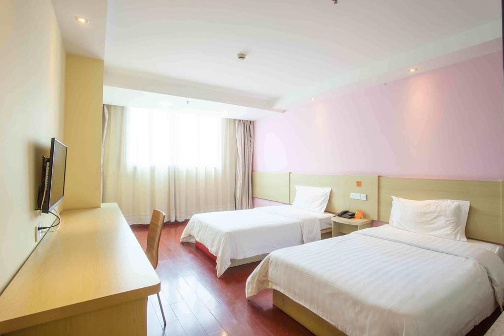7Days Inn Kunming East Station Juhua Overpass Chambre photo